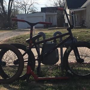 Meet your Posher, Isaiah